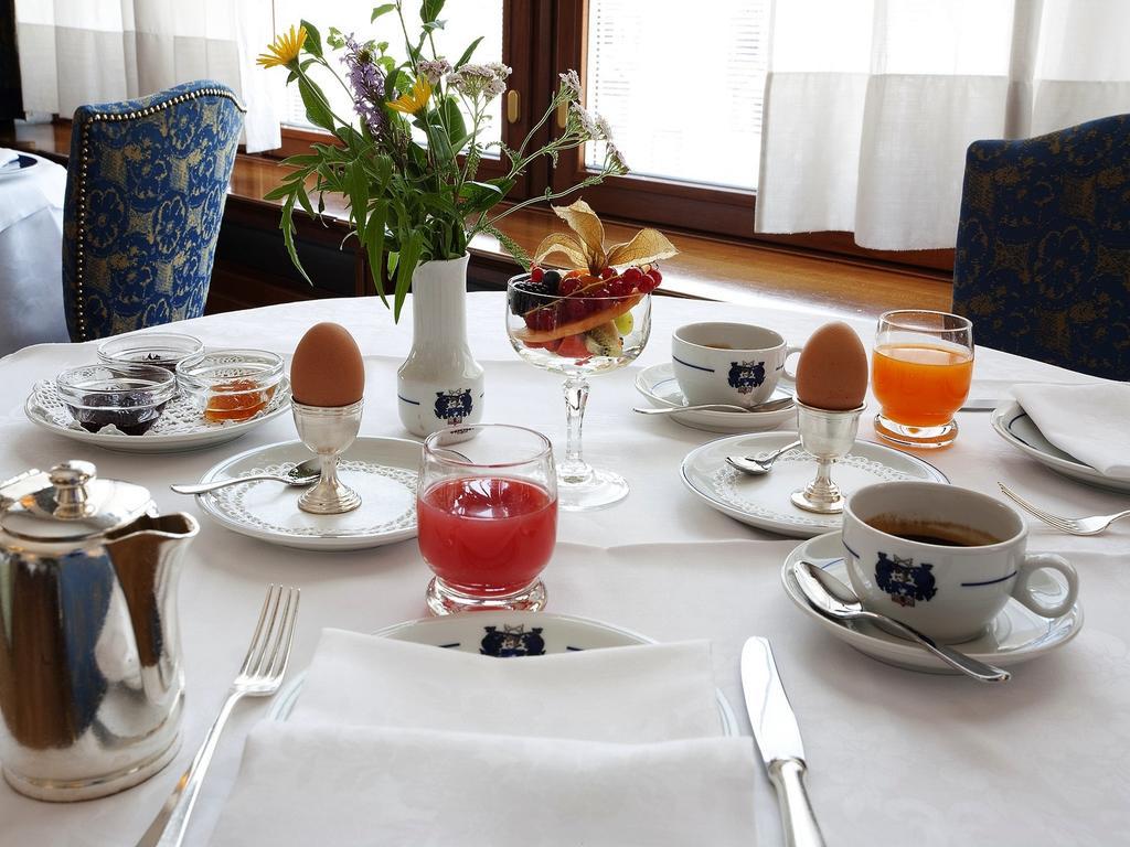 Hotel De La Poste Cortina dʼAmpezzo Esterno foto