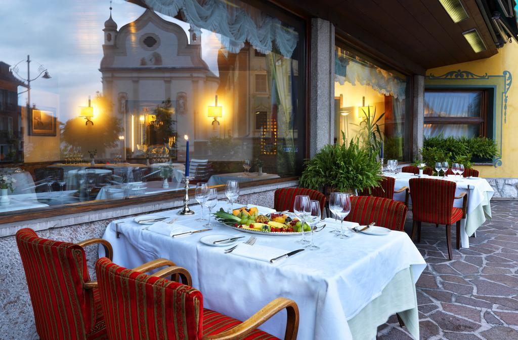 Hotel De La Poste Cortina dʼAmpezzo Esterno foto